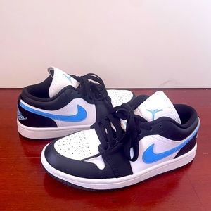Women’s Air Jordan 1 Low🖤💙